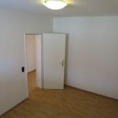 Blick ins Schlafzimmer 2