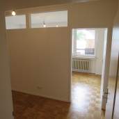 Blick vom Flur in Esszimmer und Wohnzimmer